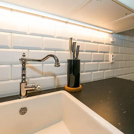New Studio 3 - Self Check In, Parking Possible, Weekend Free Parking Bratislava Exterior photo